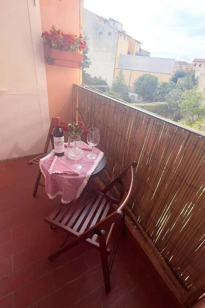 Francesca' S Home Livorno Centro Apartmán