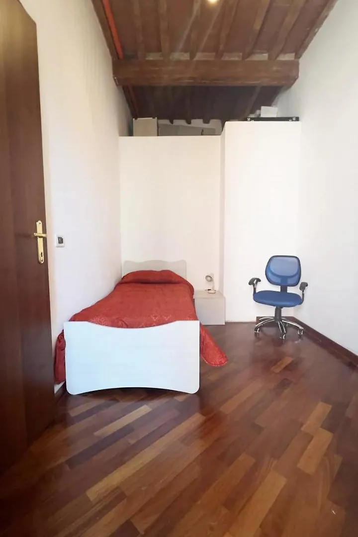 Francesca' S Home Livorno Centro Italy